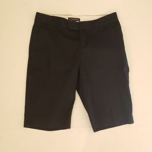 😍Banana Republic Ryan Fit shorts size 2
